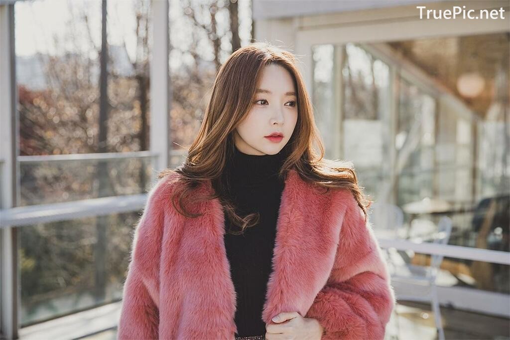 Image-Korean-Fashion-Model-Park-Soo-Yeon-Beautiful-Winter-Dress-Collection-TruePic.net- Picture-42