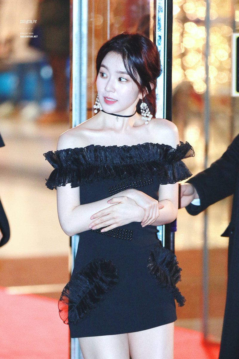 Red Velvet S Irene Looks Absolutely Gorgeous In This Mini Dress