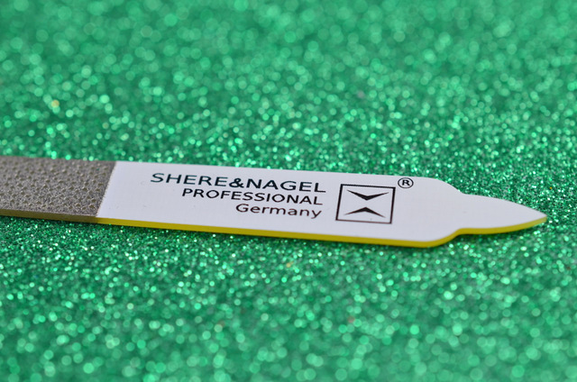 масло для ногтей и кутикулы в карандаше the one expert care. пилка педикюрная yes 2050/2051 pedro. пилочка для кутикулы shere nagel. умная пилка. смарт пилка.