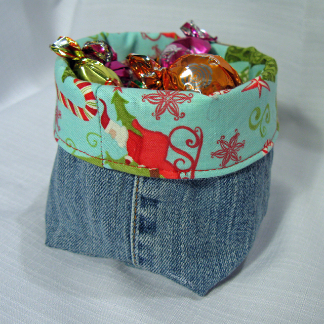 Threading My Way 12 Days of Christmas DIY Challenges Gifts from