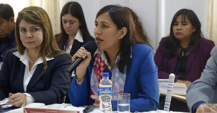 MINEDU alista propuesta para otorgar bono especial a docentes de zona críticas de frontera MINEDU alista propuesta para otorgar bono especial a docentes de zona críticas de frontera