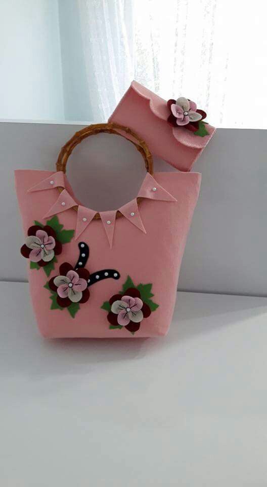 La forma más fácil de hacer bolsas con fieltro Belleza y Peinados La forma más fácil de hacer bolsas con fieltro Belleza y Peinados