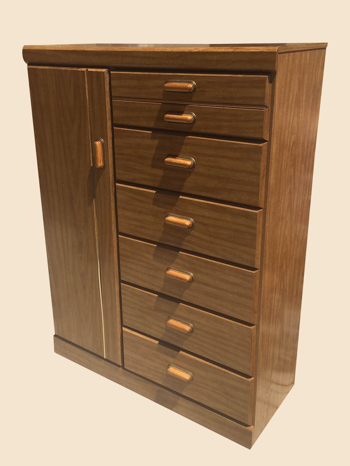 Uhuru Furniture & Collectibles Combo 65 SOLD