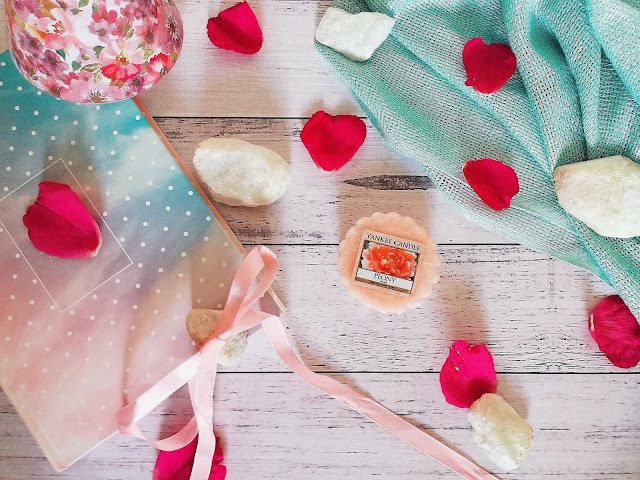 47. Kwiatowy zawrót głowy... Peony Yankee Candle