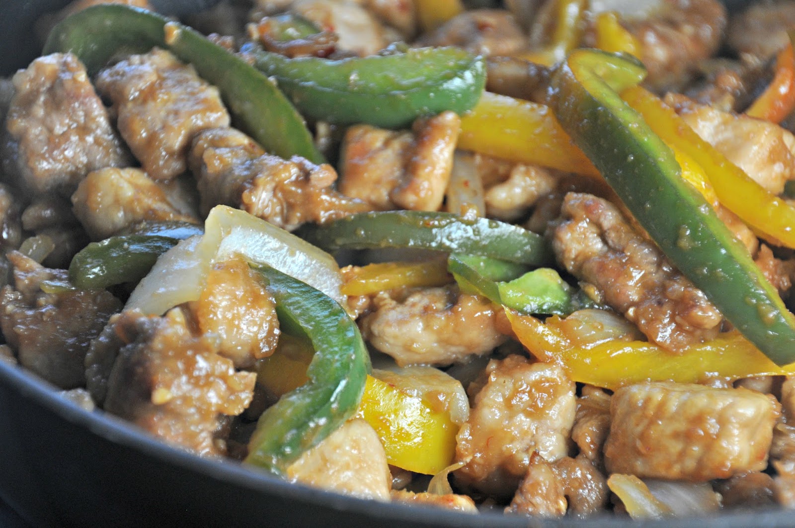 3 kids and lots of pigs to my pig pen Garlic Pork StirFry