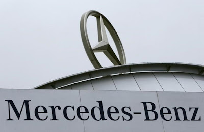 1 Mercedes is recalling over 300,000 cars in the US due to fire hazard