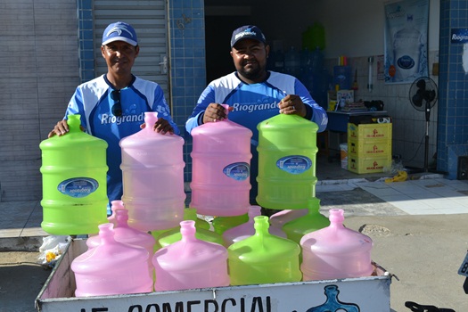 JF – COMERCIAL DISTRIBUIDORA DE ÁGUA MINERAL CRISTALINA E RIO GRANDE