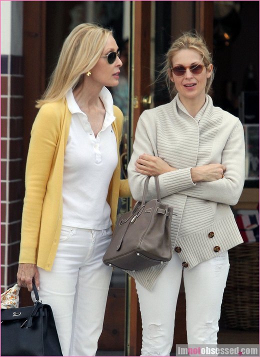 MUJERES CON ESTILO UNICO: KELLY RUTHERFORD al estilo Lily Humphrey