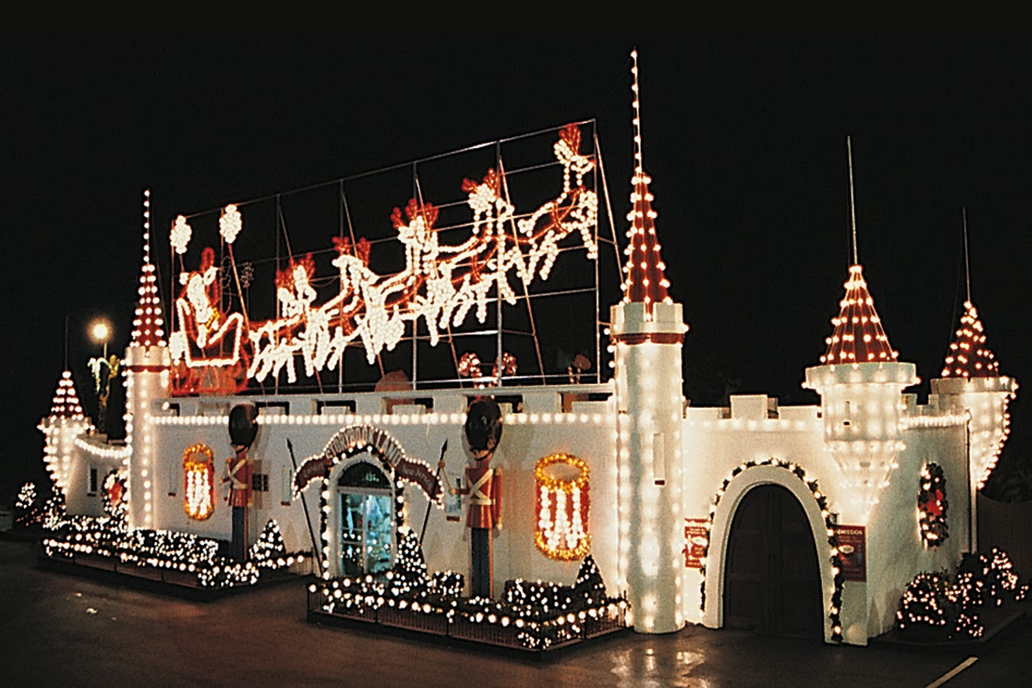 Castle christmas hd Christmas Castle Pictures - HD Wallpapers Blog