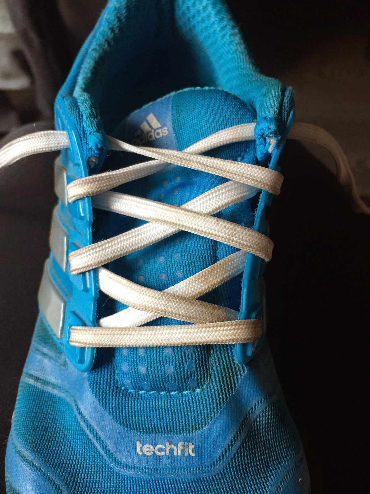 A simpElle Guide How To Set Up Lock Laces in 5 Minutes keep it simpElle