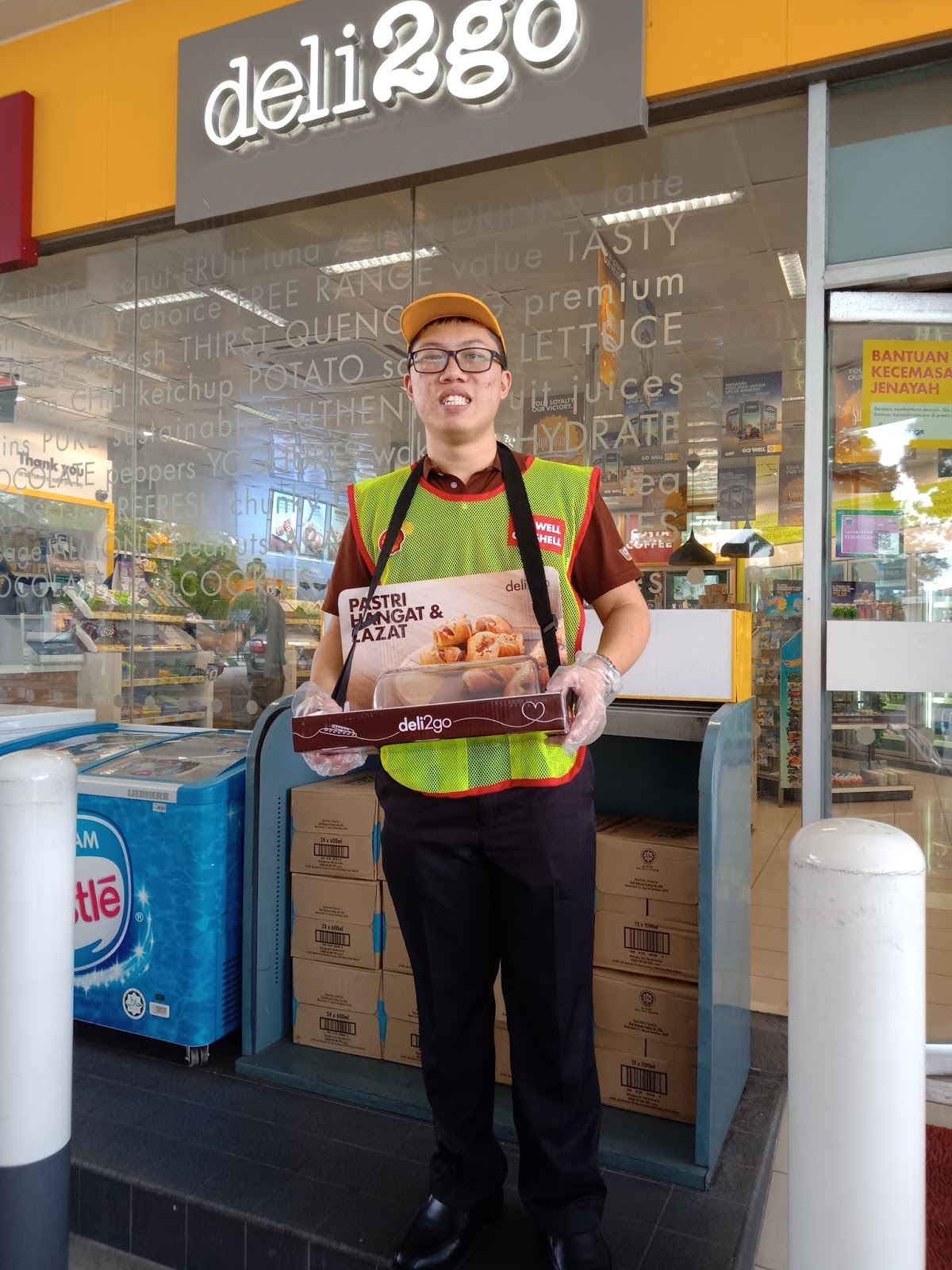 Potato's travelogue Part time promoter job at petrol station (25/1/19