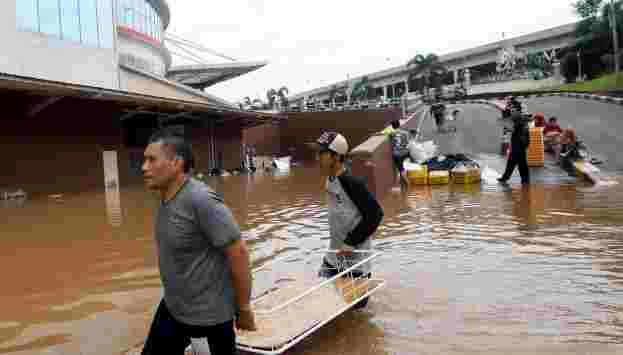 Banjir Bukan Sekadar Bencana Alam