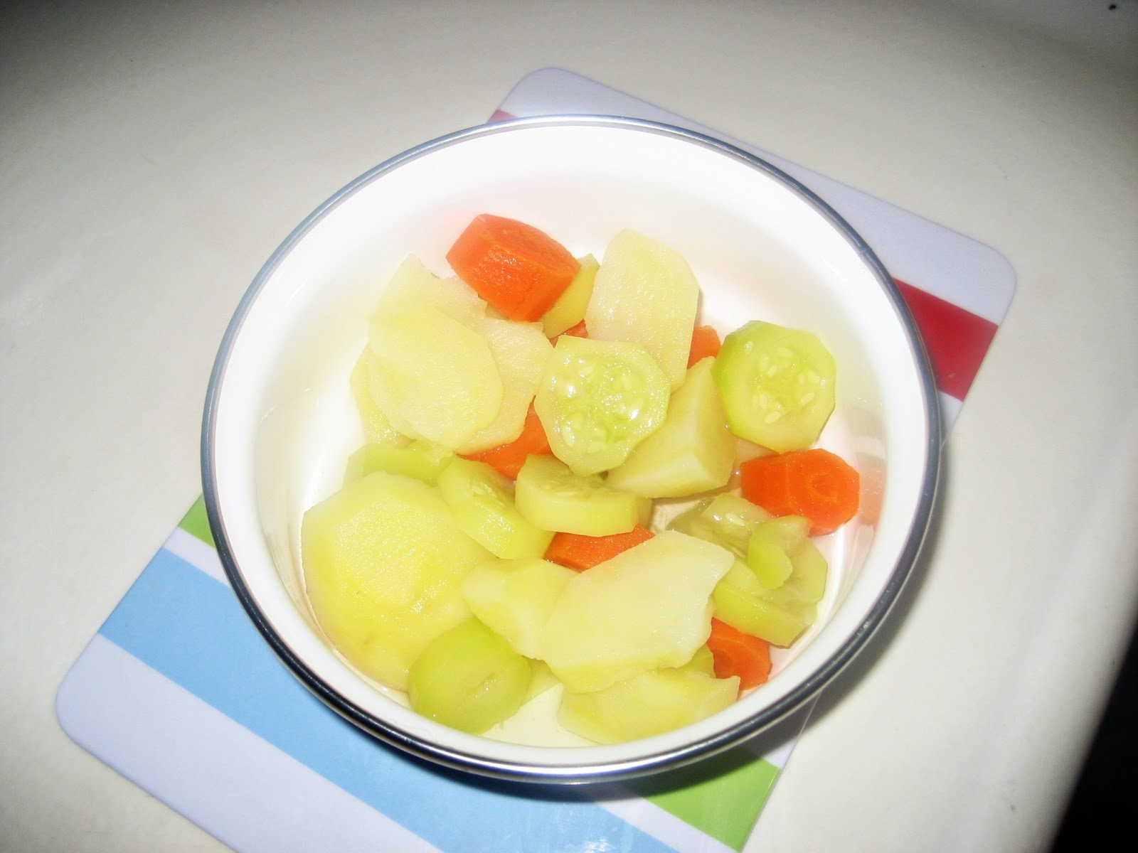 me &amp; my baby 6 aylık bebek için sebze çorbası