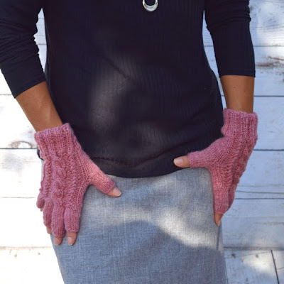 https://www.etsy.com/listing/522904214/wool-fingerless-gloves-pink-heather?ref=listing-shop-header-1