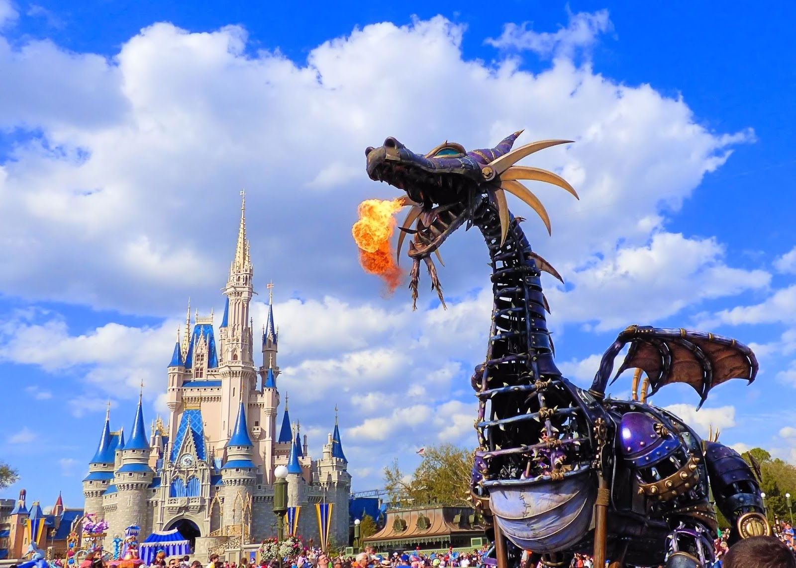 Disney Avenue: 4 Reasons the “Festival of Fantasy” Parade is a "Must See"