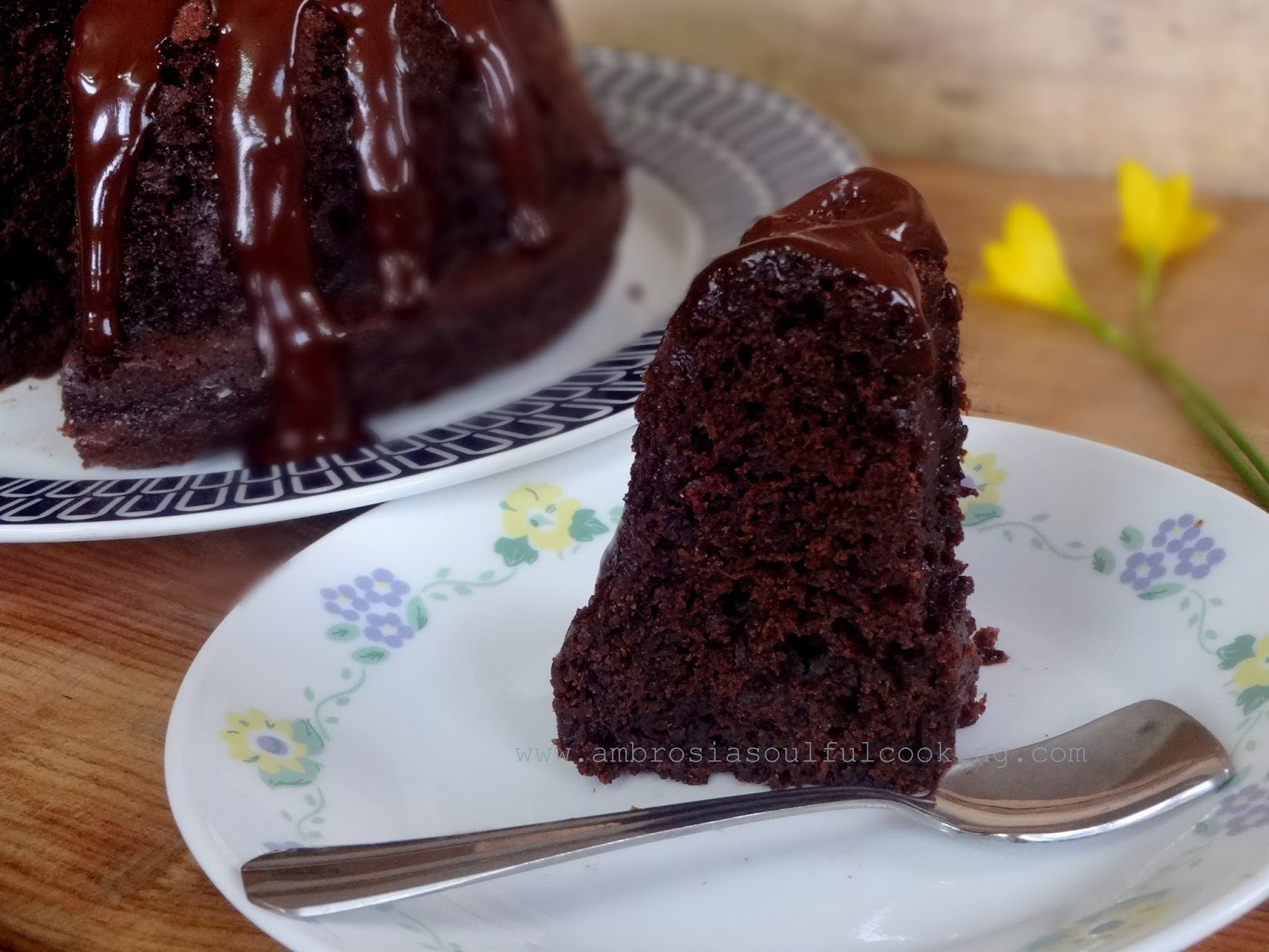 Finger Millet Chocolate Honey Cake With Chocolate Sauce (Whole Wheat