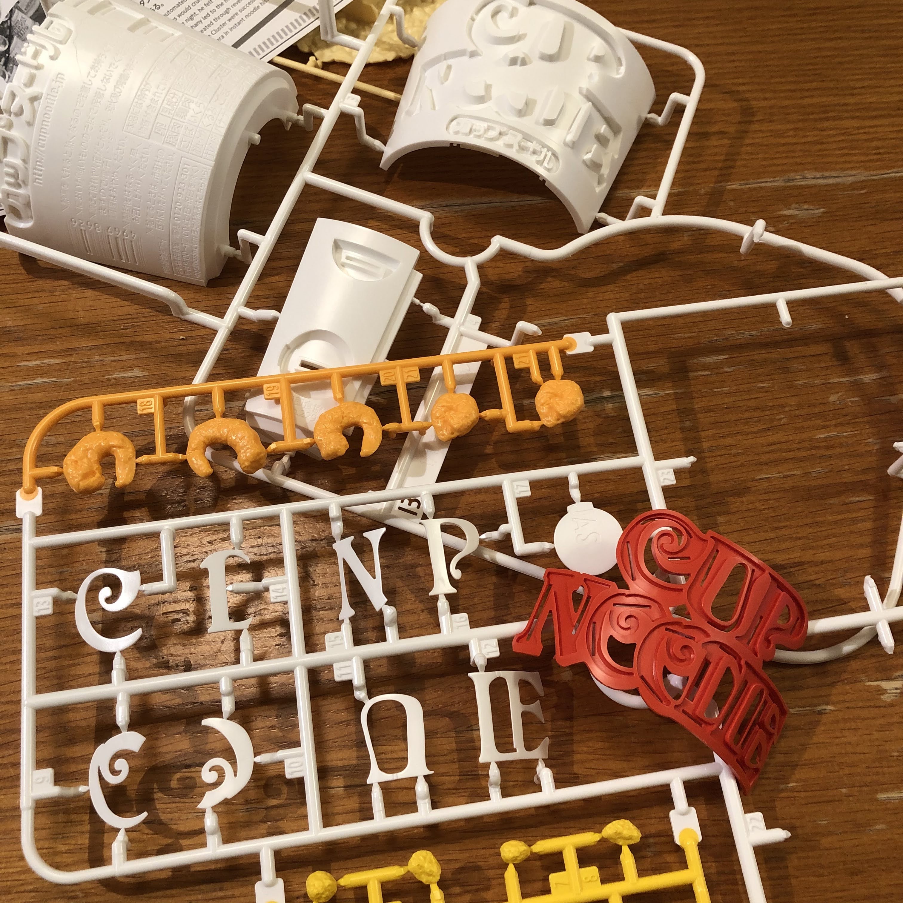 bandai cup noodles model kit