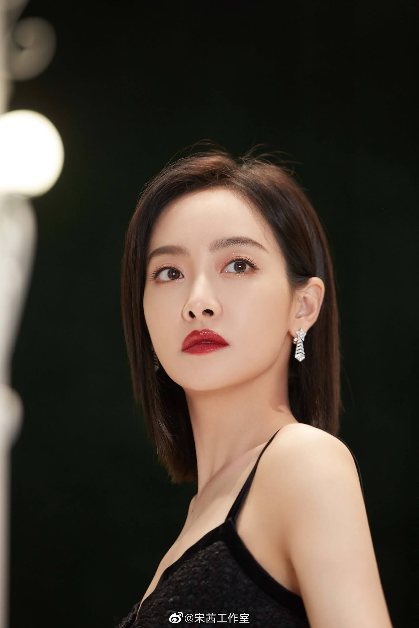 China Entertainment News: Song Qian at brand event