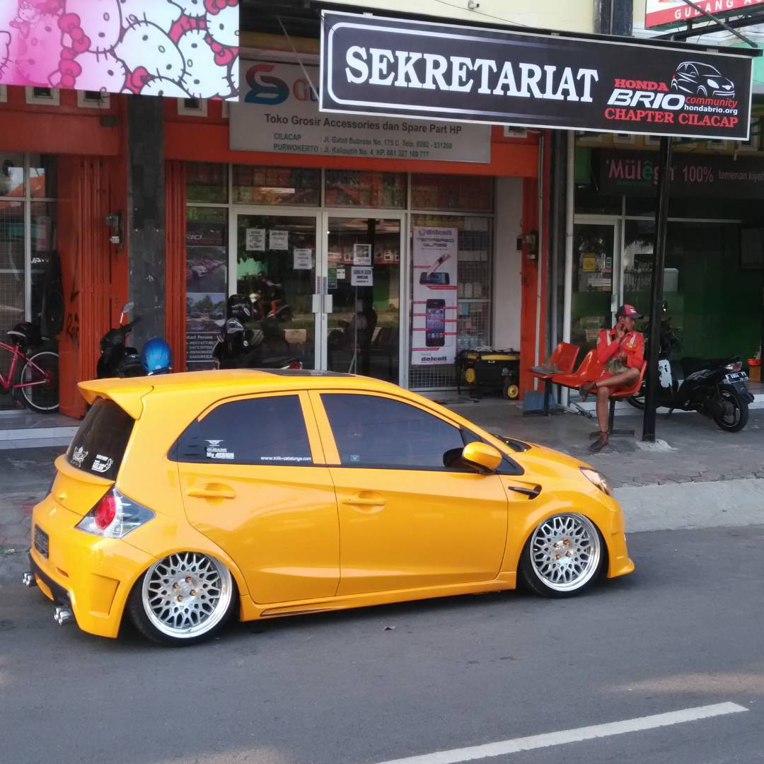 Gambar Modifikasi Body Mobil Brio Sobat Modifikasi