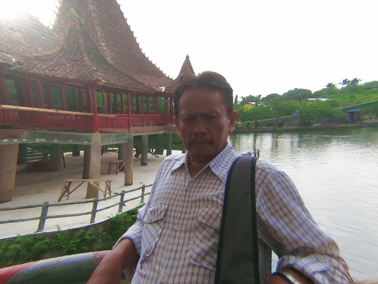 SEJARAH SMPN 2 KARAWANG TIMUR: Mei 2013