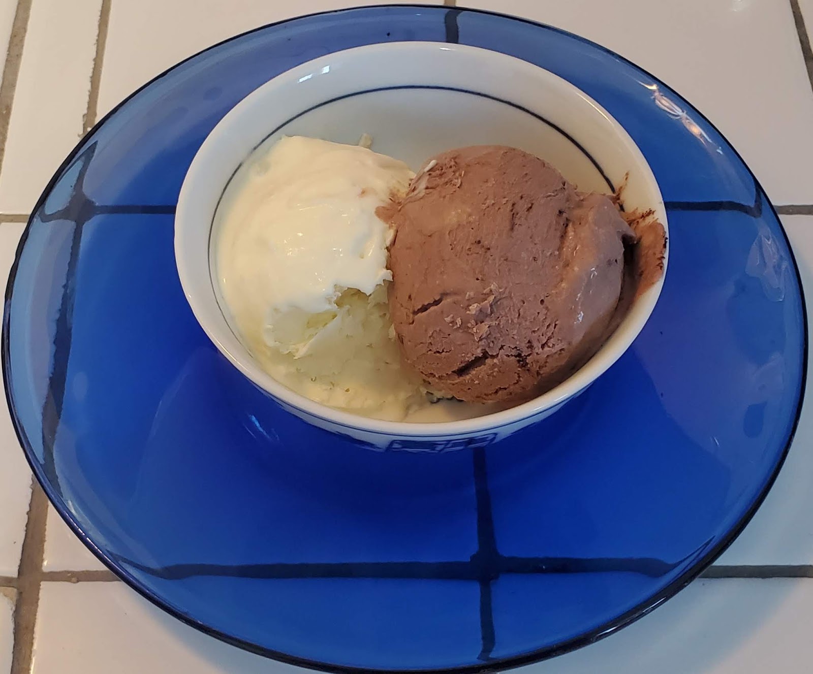 Carrie's Kitchen Creations Super Easy KETO "Mason Jar" Ice Cream (2