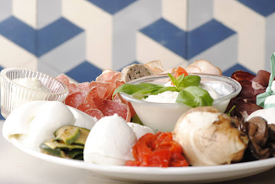 mozzato restaurant comptoir mozzarella paris favoris du moment lucile in wonderland lucileinwonderland