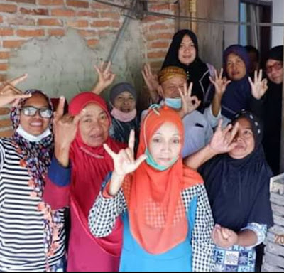 Dawam-Azwar Didukung Emak-Emak Lampung Timur
