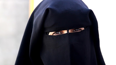 Tidak Ada yang Tahu Tentang Imannya yang Misterius, Bahkan suaminya Sendiri