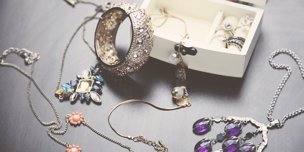Tips to Get HighQuality, Affordable Jewelry Items