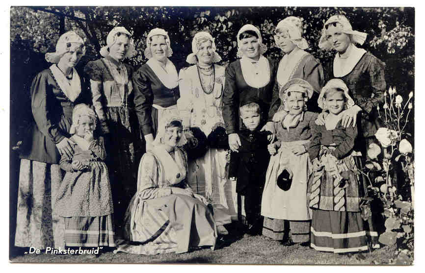 P8 Buttons & Fabrics My Flickr Favorites Traditional Costume West