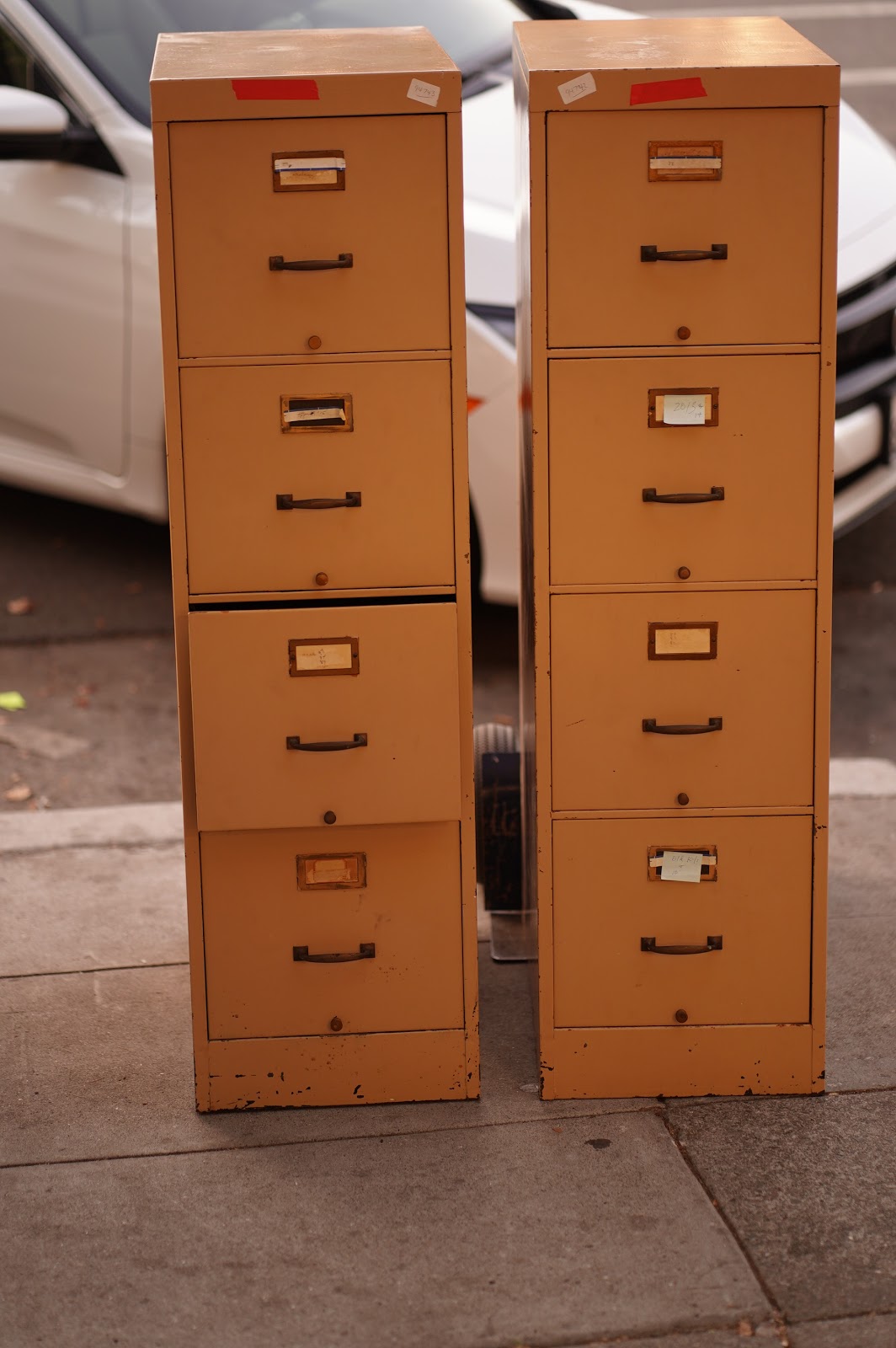 UHURU FURNITURE & COLLECTIBLES **SOLD** 94742, 43 Vintage File