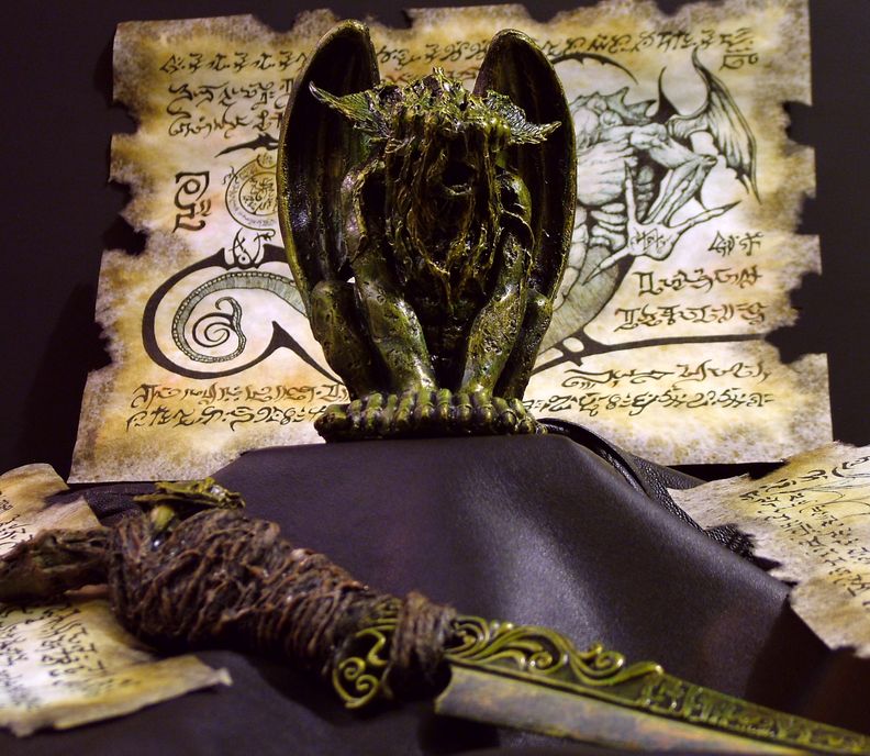 легендарный артефакт mtg art. артефакт кристалл. игровые артефакты. магические предметы арт. магические артефакты.