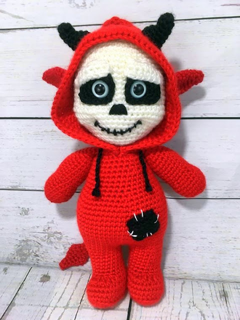 Skeleton Crochet pattern, halloween crochet pattern, halloween doll, halloween amigurumi pattern, Amigurumi Skeleton, Skeleton amigurumi pattern, crochet Skeleton doll, skeleton Amigurumi, Skeleton toy