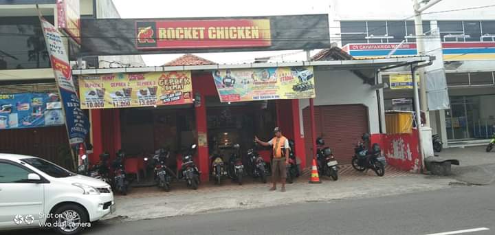 Segera Dibutuhkan Kasir Rocket Chicken Bantul Loker Swasta