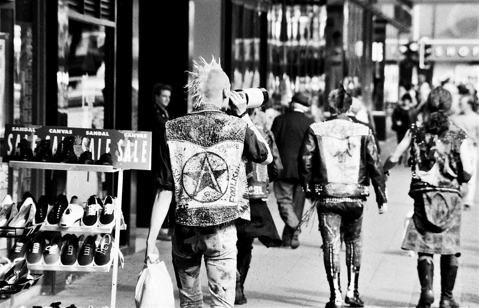 From Blue Hair to Green Day: The Influence of Punk Rock on Fashion and Music - wide 2