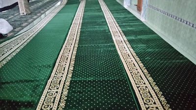 Mengenal 4 Jenis Karpet Masjid Berdasarkan Bahannya