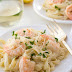 Pasta with shrimp and white sauce
