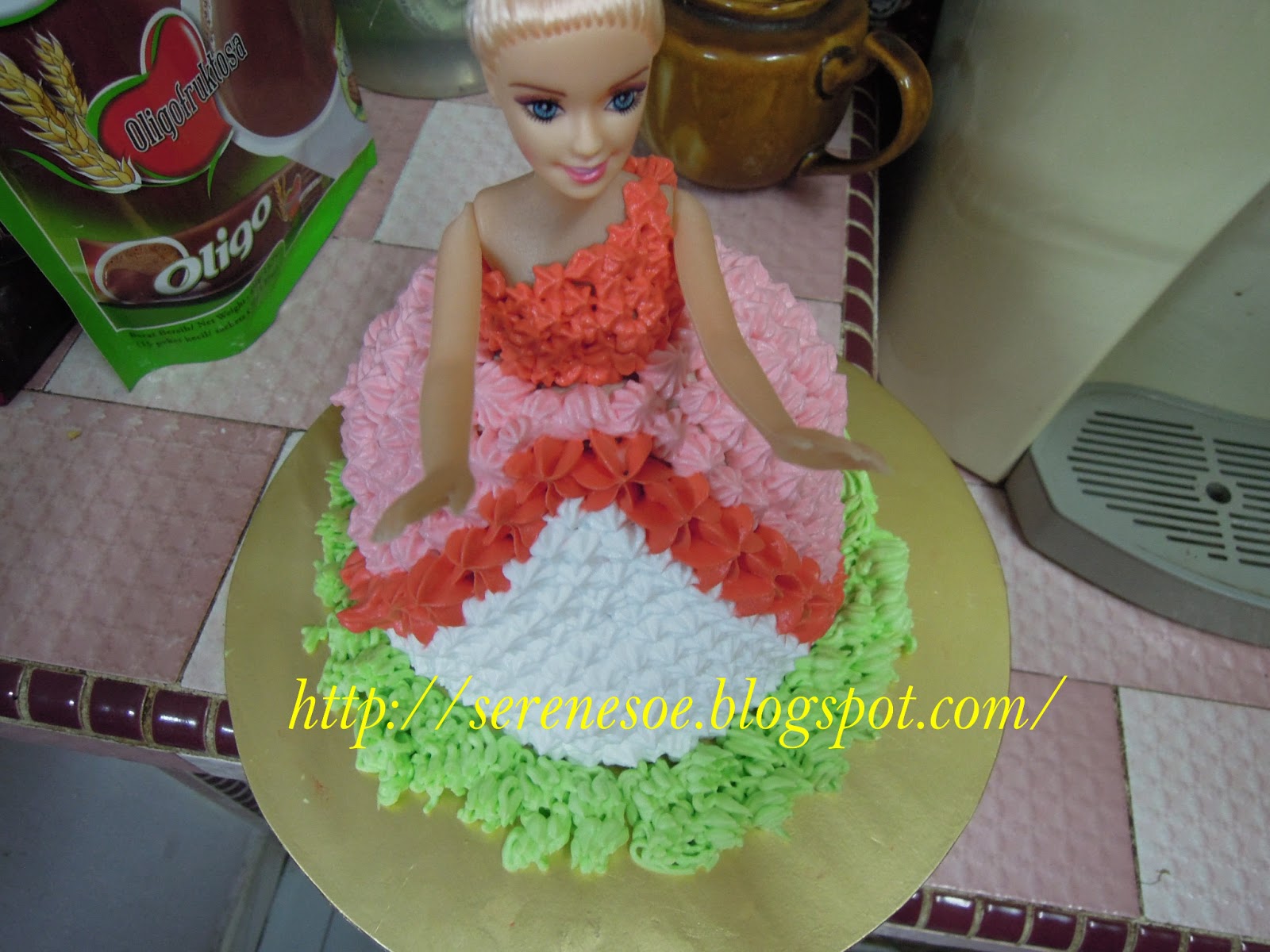 芭比娃娃蛋糕怎么做_芭比娃娃蛋糕的做法_豆果美食