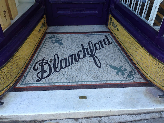 Doorway mosaic, Richmond, London