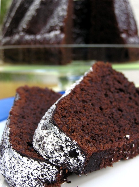 cici: Schokoladenkuchen - stabil und trotzdem feucht und locker