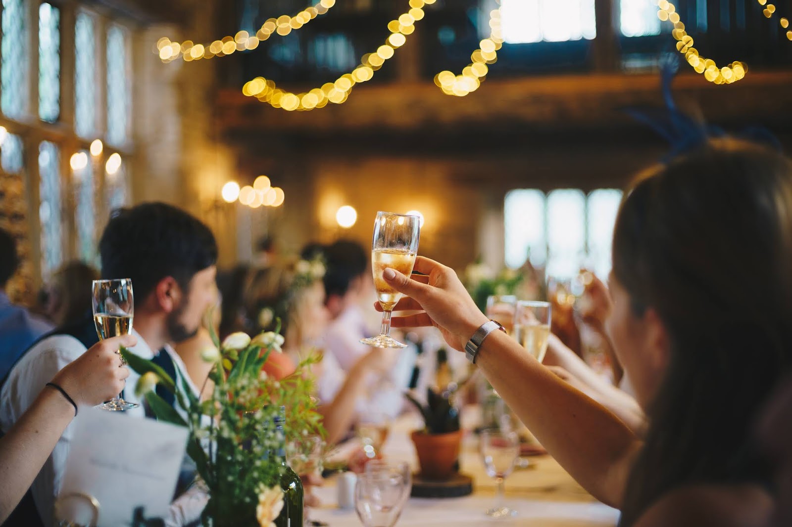 How to have a budget friendly wedding reception The Thrifty Bride