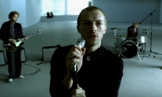 Lirik Lagu Coldplay - In My Place dan Terjemahan - Kutau Lirik