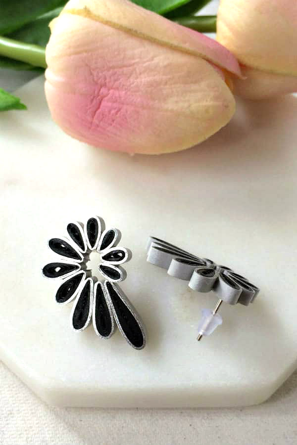 Striking Contemporary Paper Earrings by Filigratti