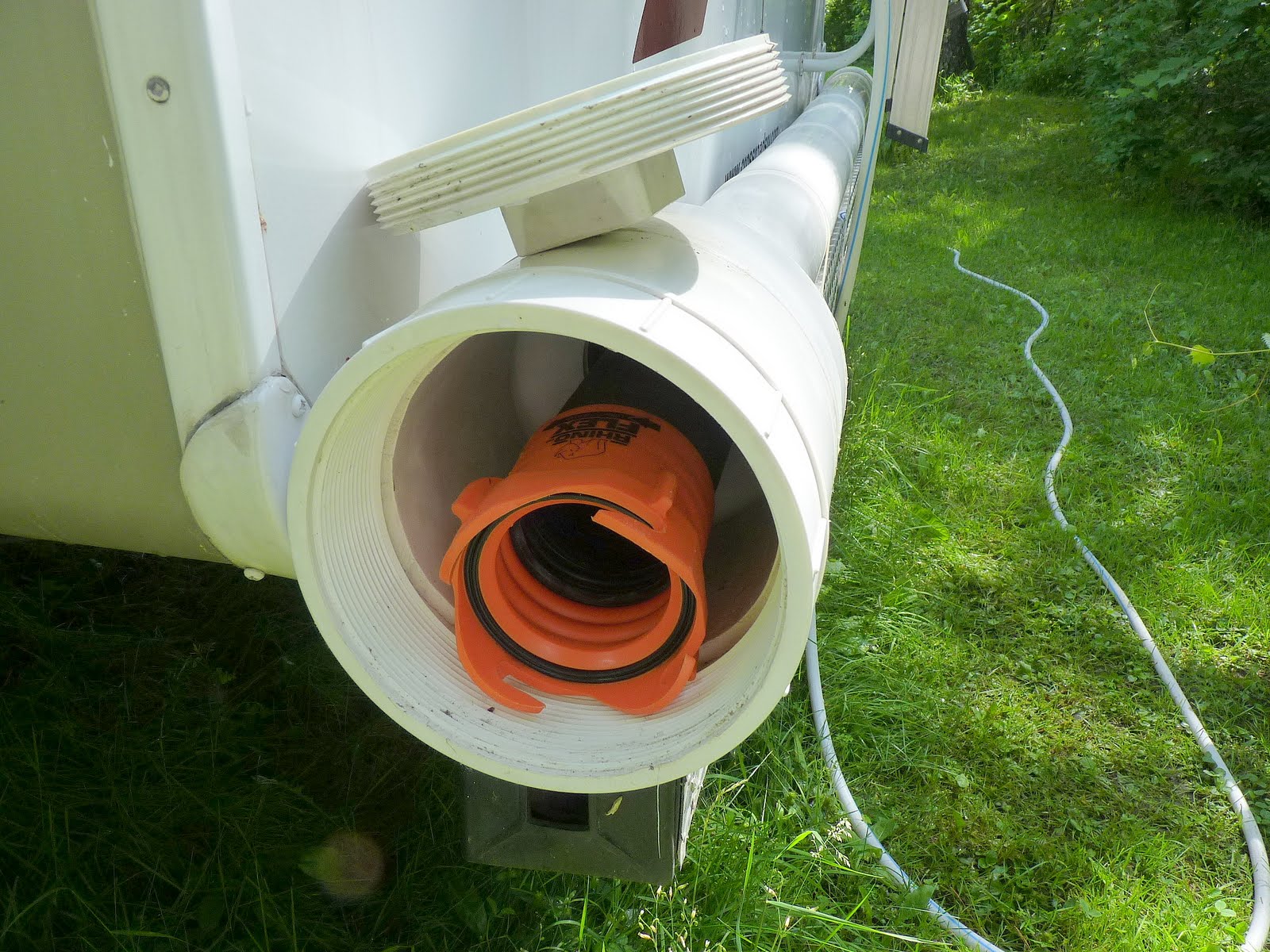 Danny&Shula Home page.: Storing Rhino sewer hose & Steps Carpet What Size Pvc Pipe For Rv Sewer Hose Storage