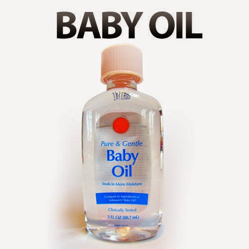 Manfaat baby oil untuk rambut