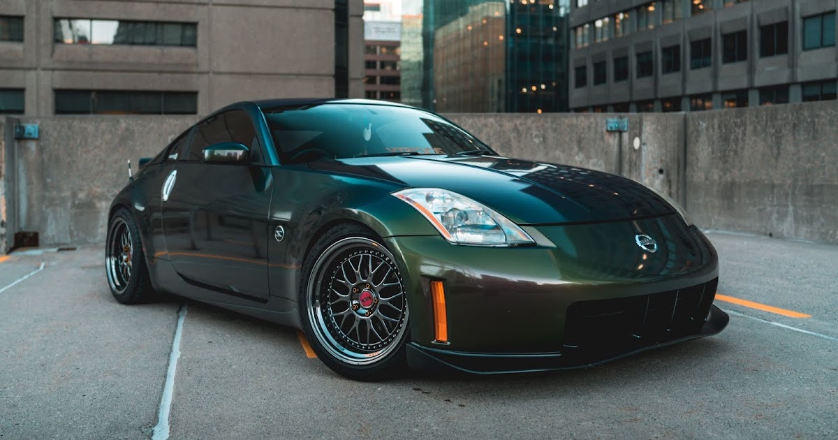 Wallpaper Nissan 350z Green Sports Car