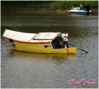 Tempat Menarik dan Best di Kuching Sarawak: Kuching Waterfront