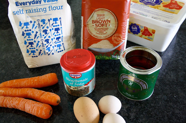 carrot cake muffins ingredients flour sugar carrots eggs margarine