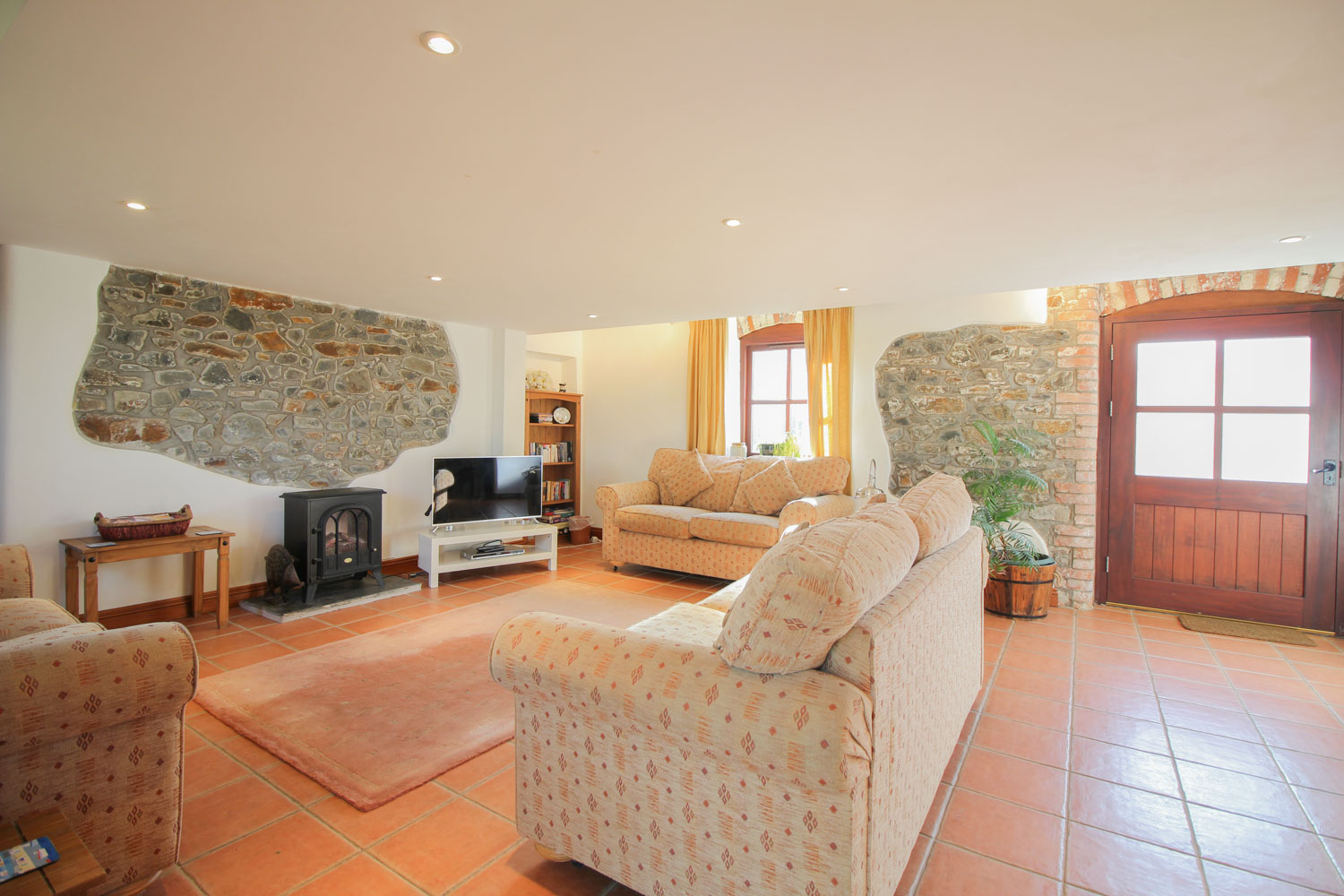 The Holiday Cottages Quinceborough Farm Cottages, Widemouth Bay, Bude, Cornwall (Sleeps 16) The Holiday Cottages Quinceborough Farm Cottages, Widemouth Bay, Bude, Cornwall (Sleeps 16)