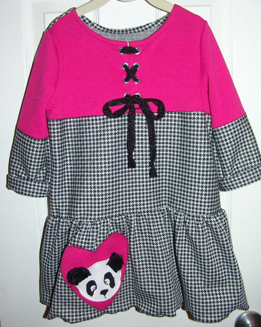 Creation Elation Putting in Grommets